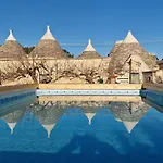 Trulli Beauty Romantic Alcova Con Piscina Holiday home Locorotondo