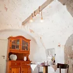 Trulli Beauty Romantic Alcova Con Piscina בית נופש