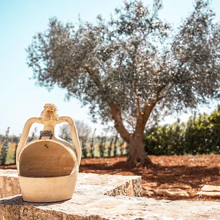 Holiday home Trulli Beauty Romantic Alcova Con Piscina *
