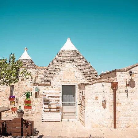 Trulli Beauty Romantic Alcova Con Piscina Locorotondo